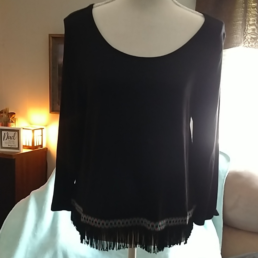 Gorgeous black top with fringe